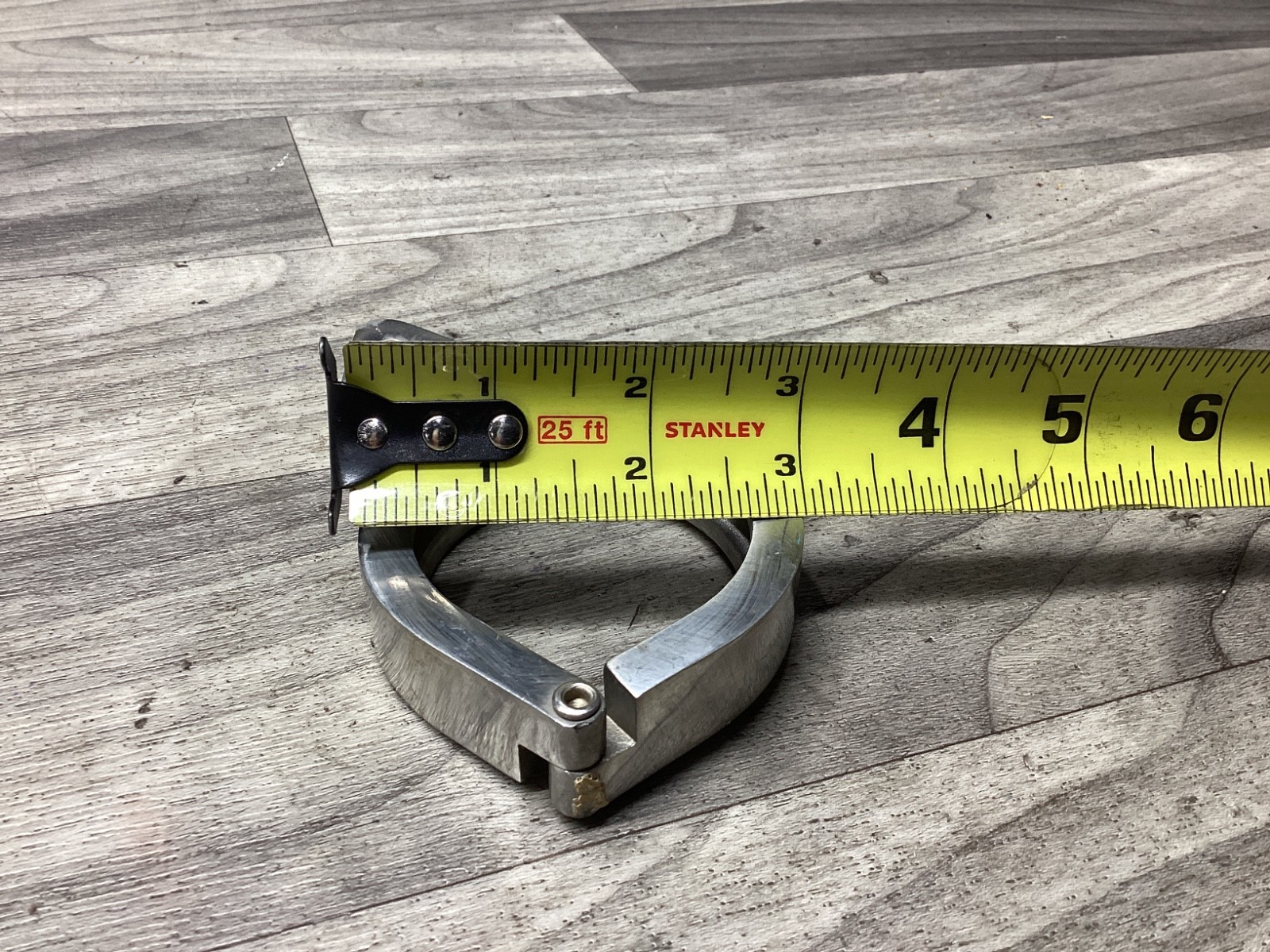 SPX Flow Products Sanitary Line Clamp #118N36*SI