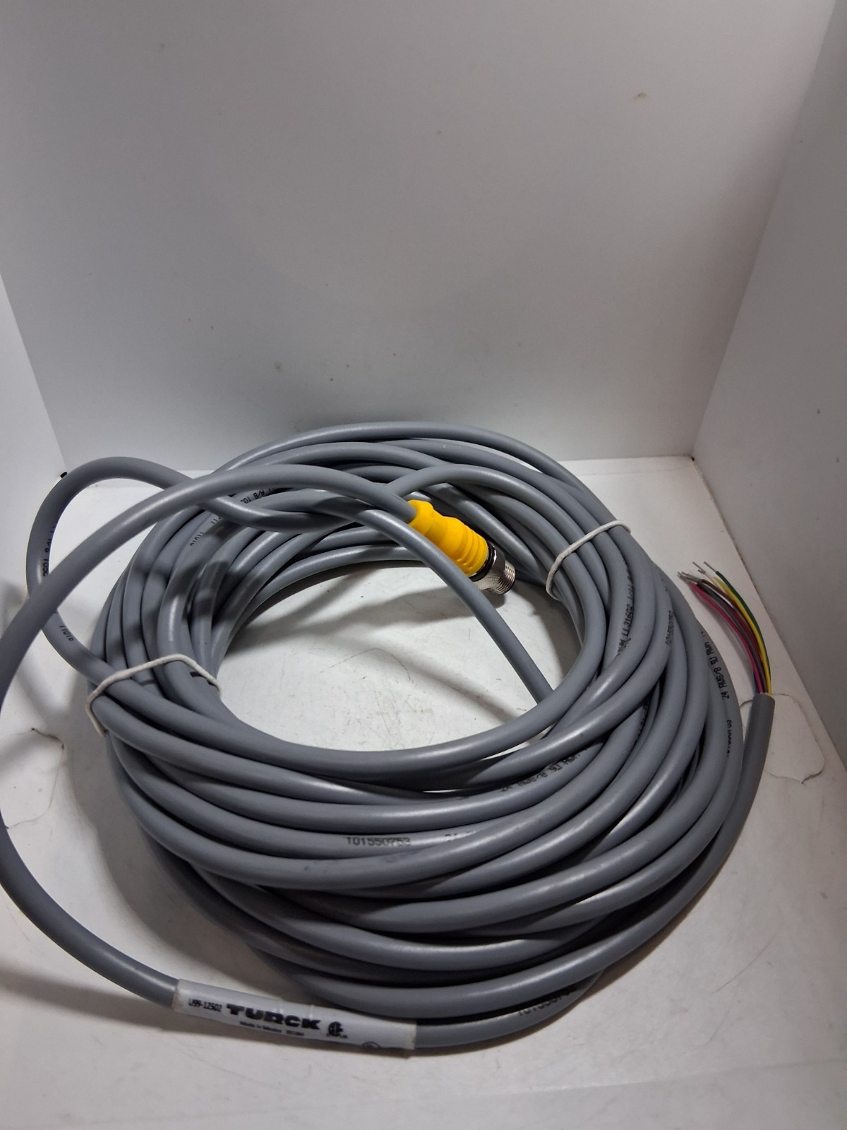 TURCK RSC 8T-10 (U99-12502) CORDSET EUROFAST 60VAC/75VDC 2A 8 PIN MALE NNB