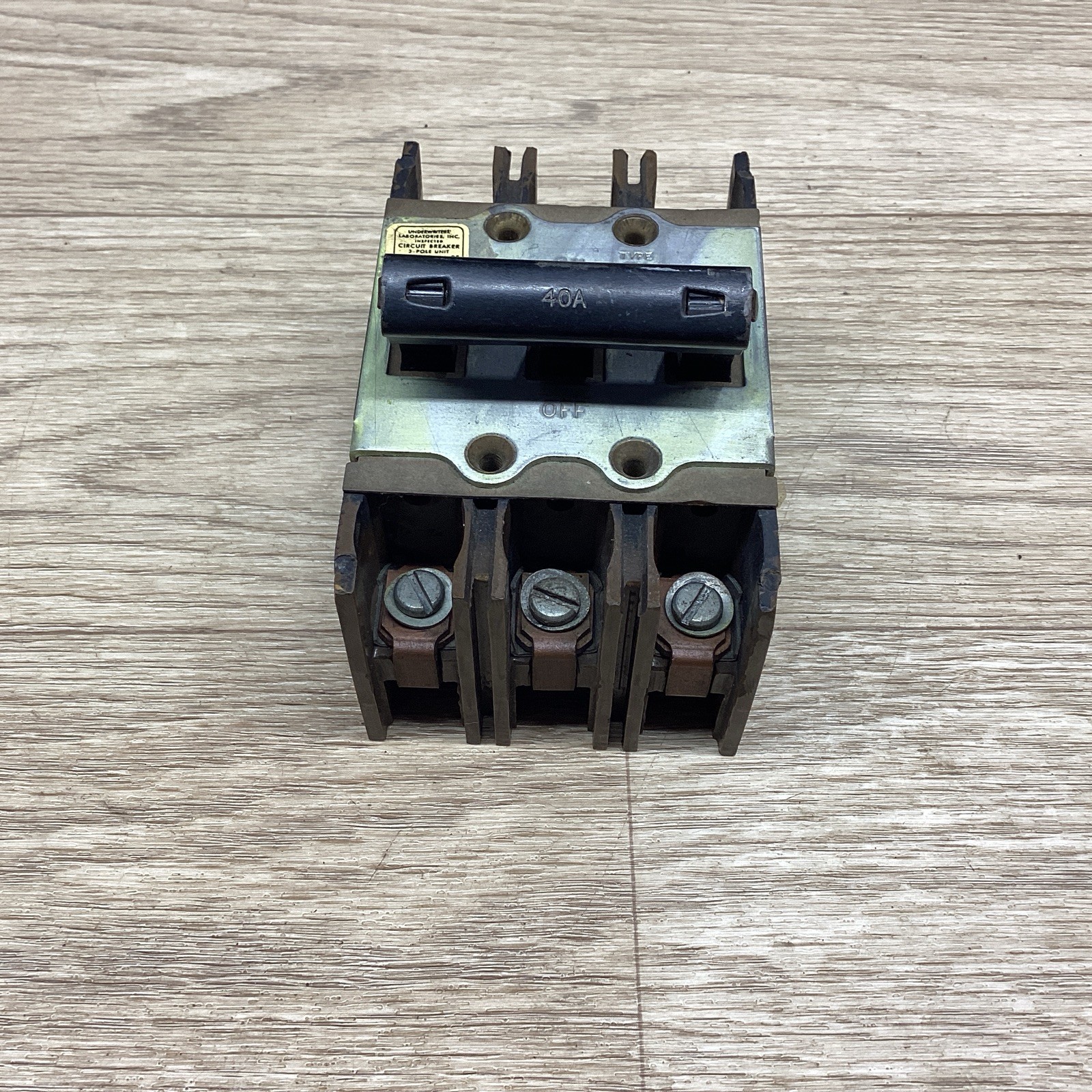 SQUARE D 40 AMP 3 POLE TYPE M1 AA-95 0-224092 CIRCUIT BREAKER #819PT154*CO