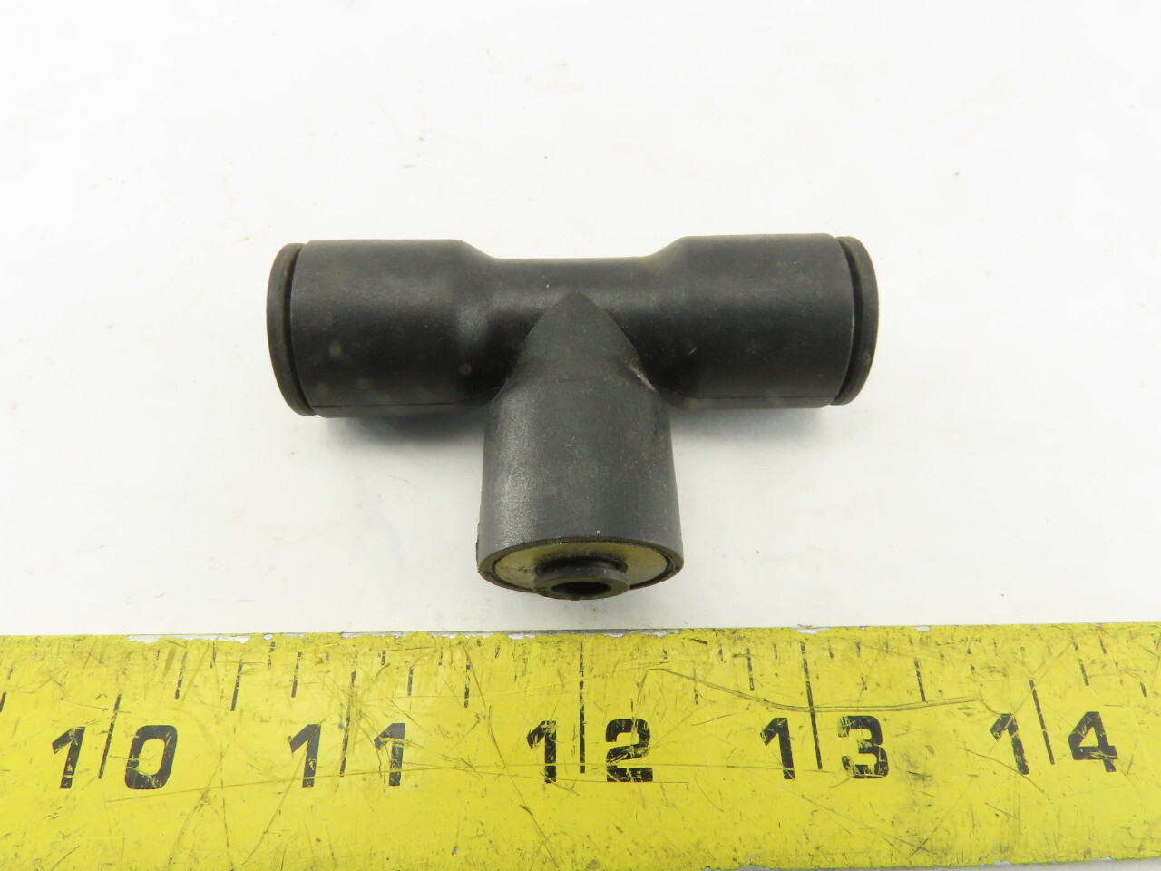Legris Nylon Union Tee Fitting Push to Connect 1/2″ X 1/4″ X 1/2″ lot of 9