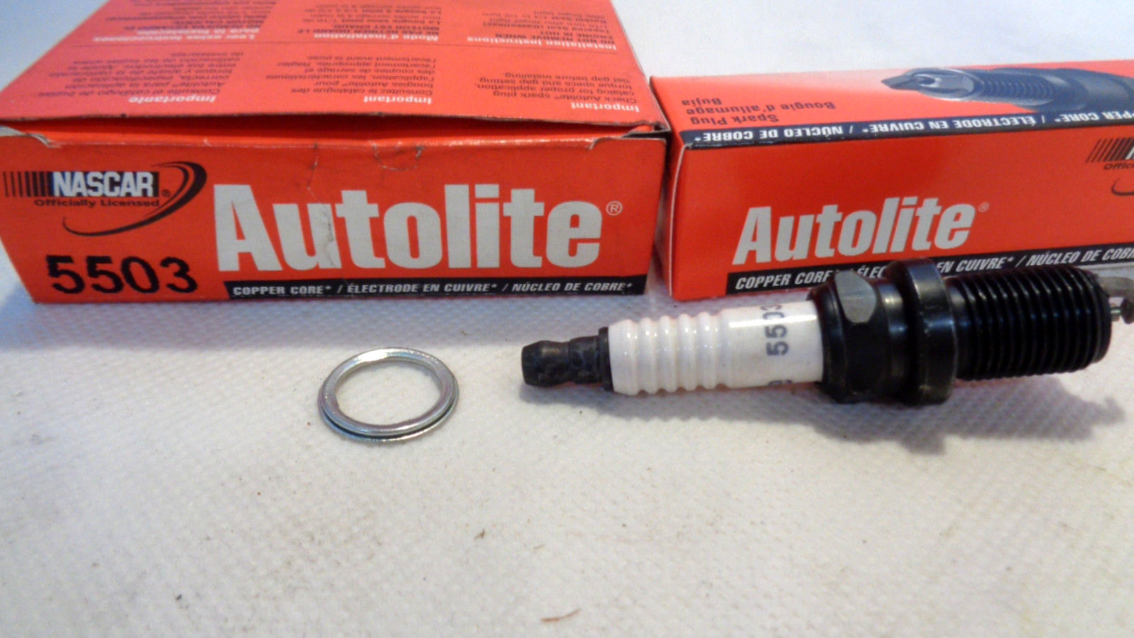 NEW IN BOX OF (4) AUTOLITE 5503 SPARK PLUG
