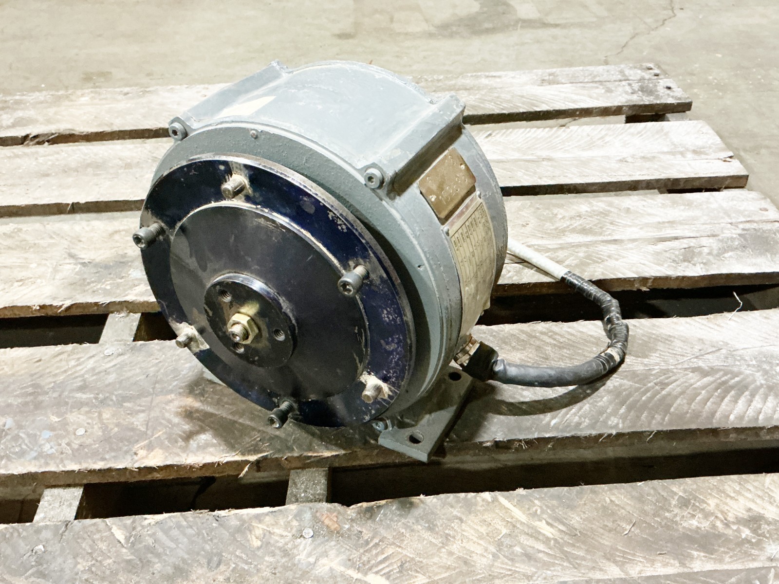Metso Paper MC12S-100K137005004 Slitter Motor 460V 2.8A 2930RPM 50/60Hz