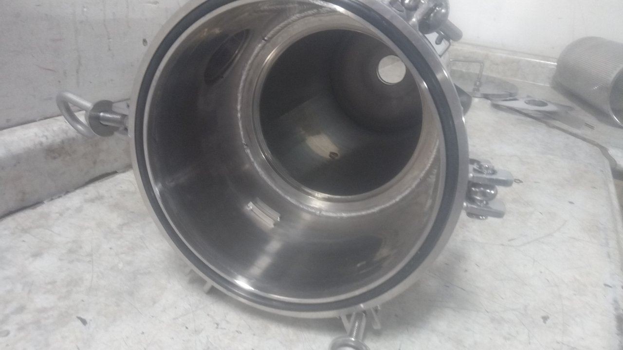Pentair/Pentek ES12NA415-75 2 In NPT Connection 150 Max PSI Bag Filter Housing