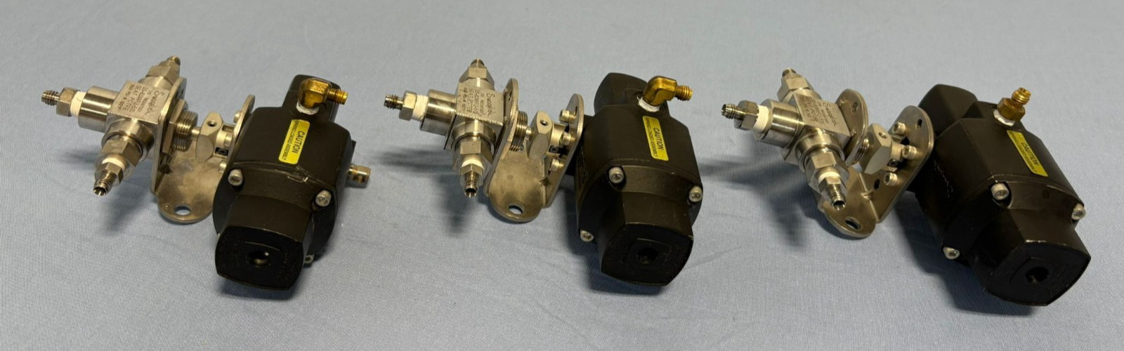 *LOT OF 3* Whitey Swagelok 151 SR 200 PSI Actuator Assembly Part SS-83XKF2-51S