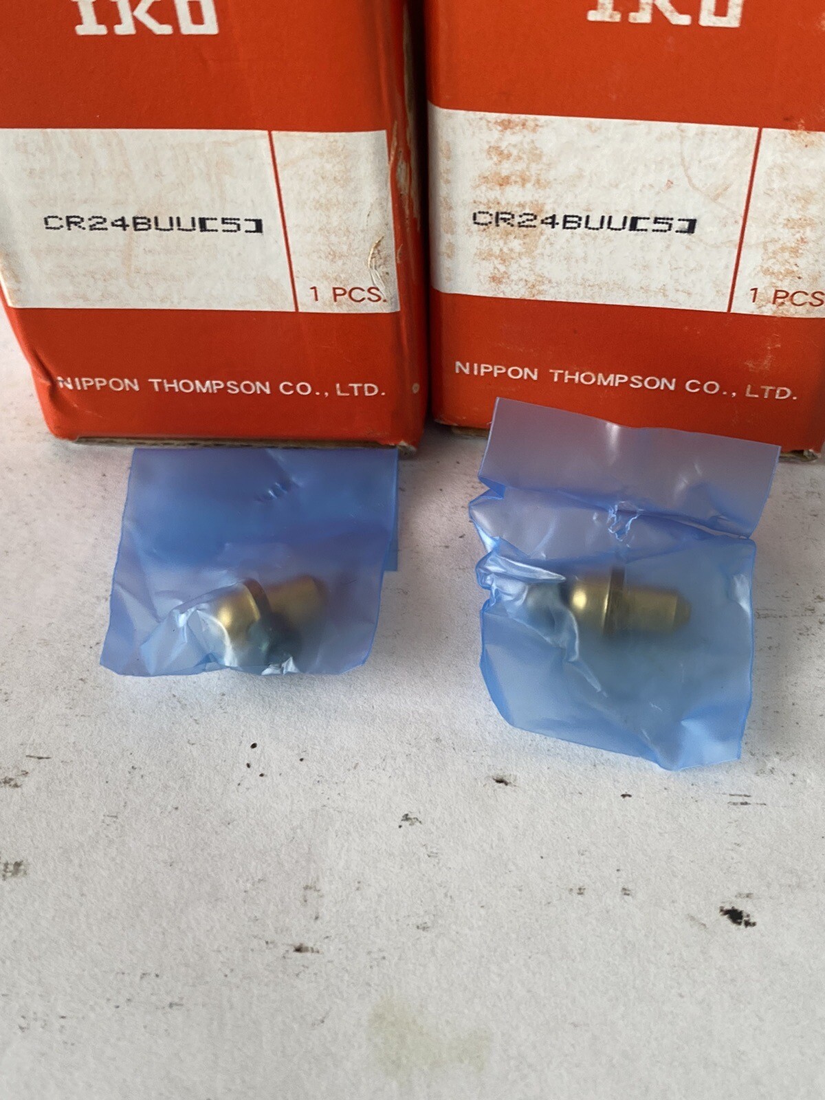 Lot Of 2 IKO CR24BUU, Cam Follower,Flat,1 1/2″ Roller DIA,7/8″ Roller New In Box