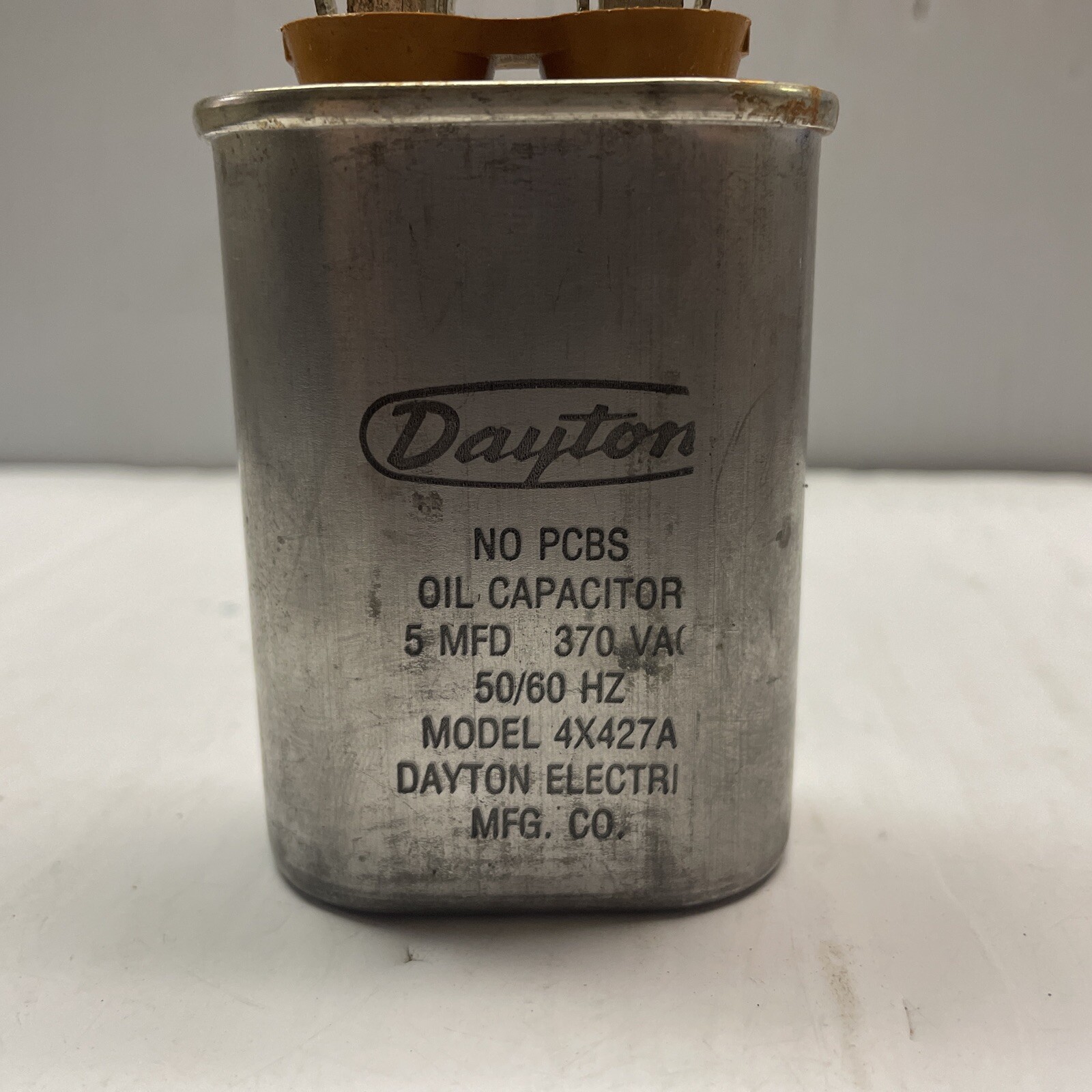 DAYTON 4X427A 5 MFD 370 VAC Capacitor NEW