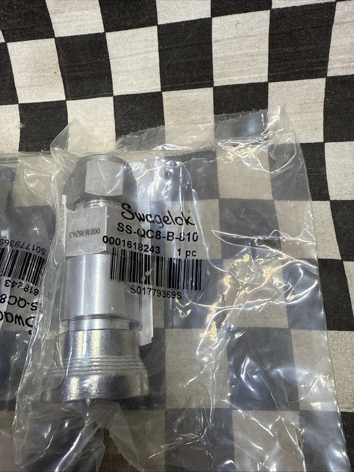 SWAGELOK SS-QC8-B-810, SSQC8B810, Quick Connect Body 1/2″, LOT OF 3 #126E6