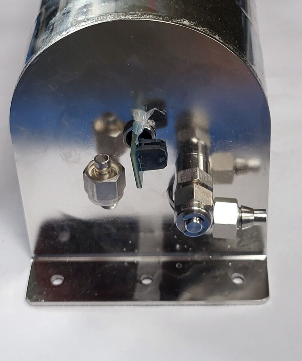 1.5L 5 PORT STEEL TANK / RESERVOIR L: 235mm DIA: 102mm OH: 120mm 1/4″