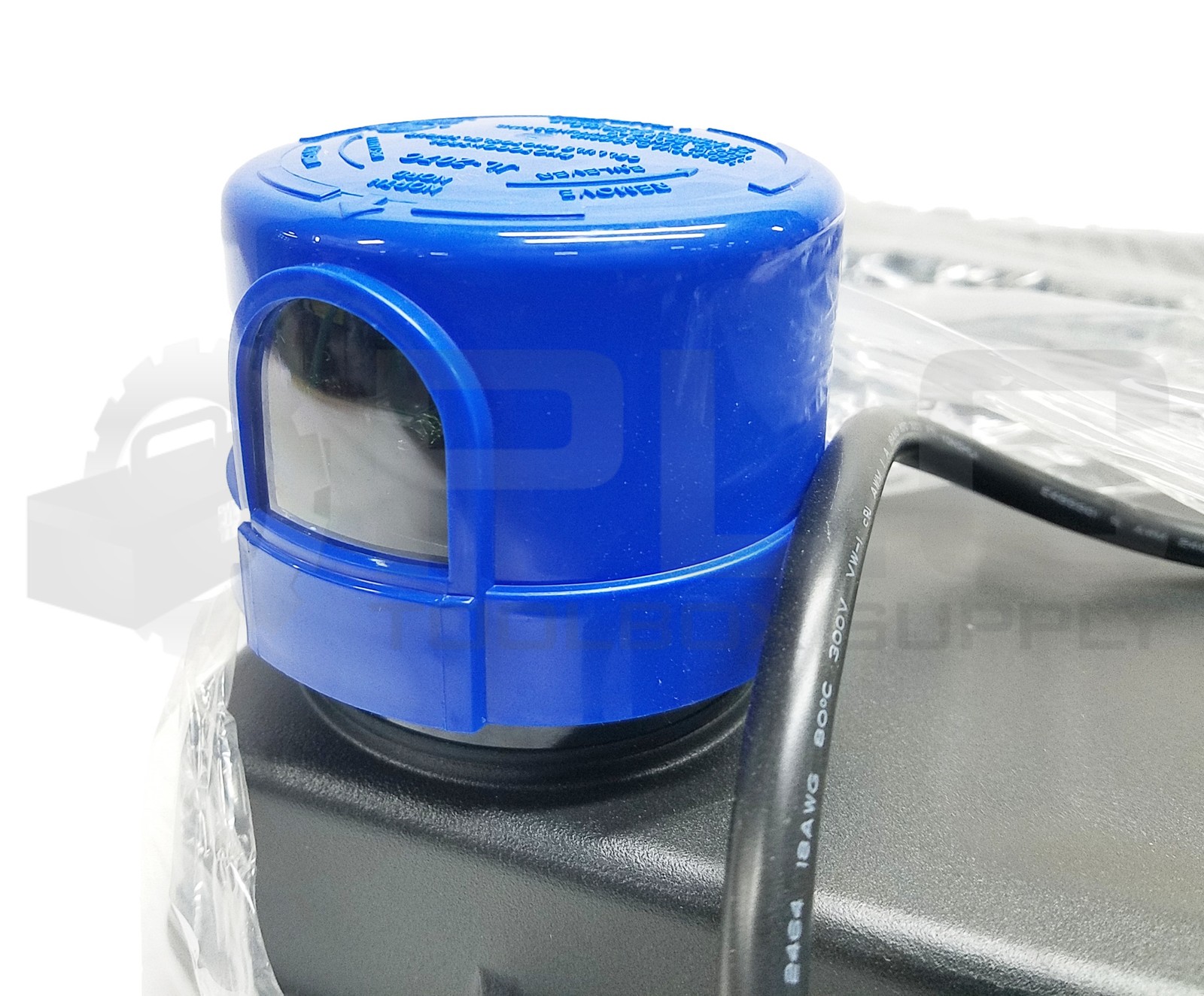 HYPERIKON 511301057 LED SHOEBOX LIGHT w/ PHOTOCELL+TBG3 MOUNT 5700K 300W