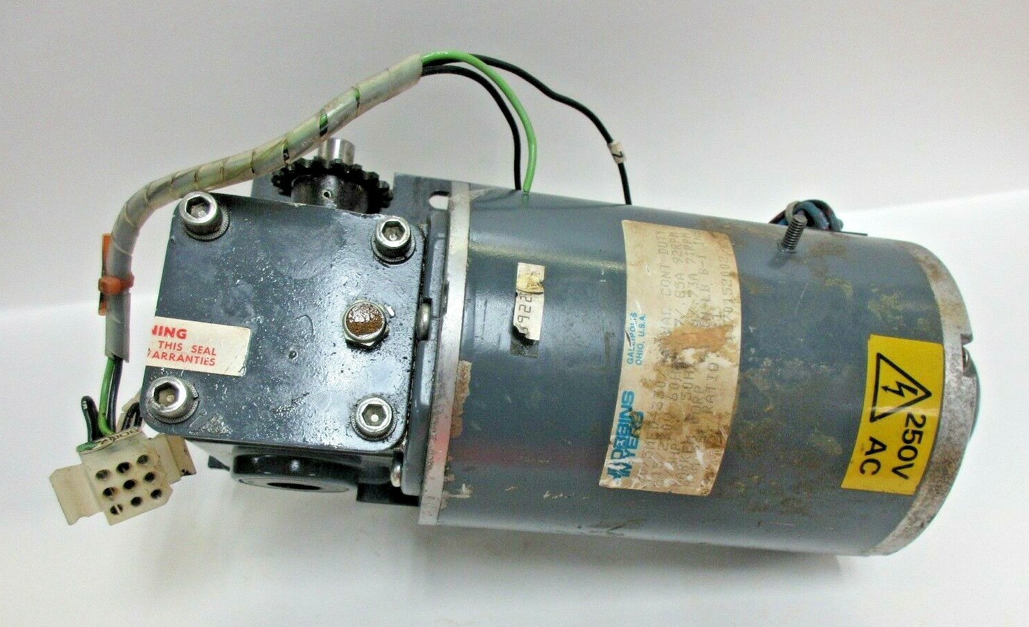 ROBBINS MYRERS GEAR MOTOR, 1870152002,330/440 VAC,115/230V, 18:1 RATIO