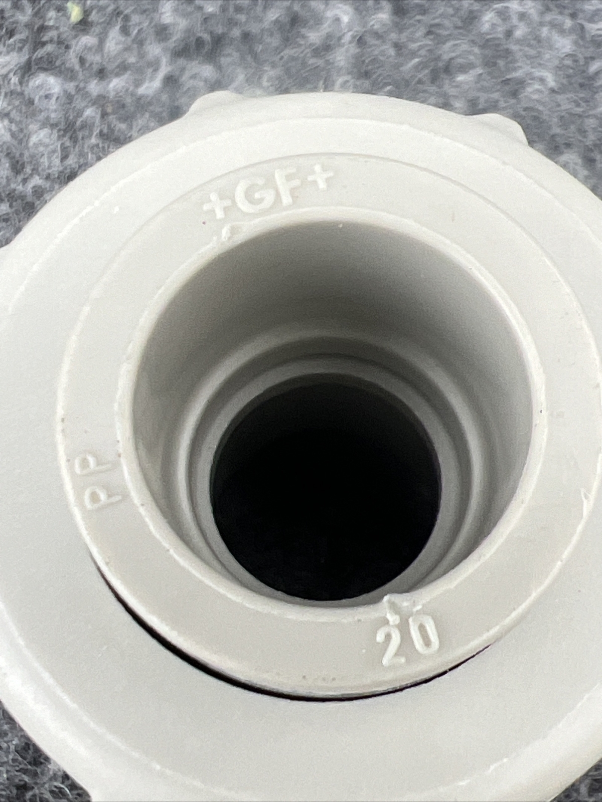 George Fischer 727.520.156 1/2″ PP Viton FPM Pipe Union Socket-Fusion 20MM New