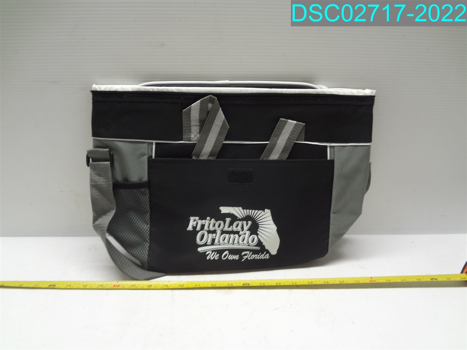 QTY=30: #3572BLKBLK – Silk-Screen PACK-N-GO COOLER BAG 12 ½” W x 12 ½” H x 7″ D