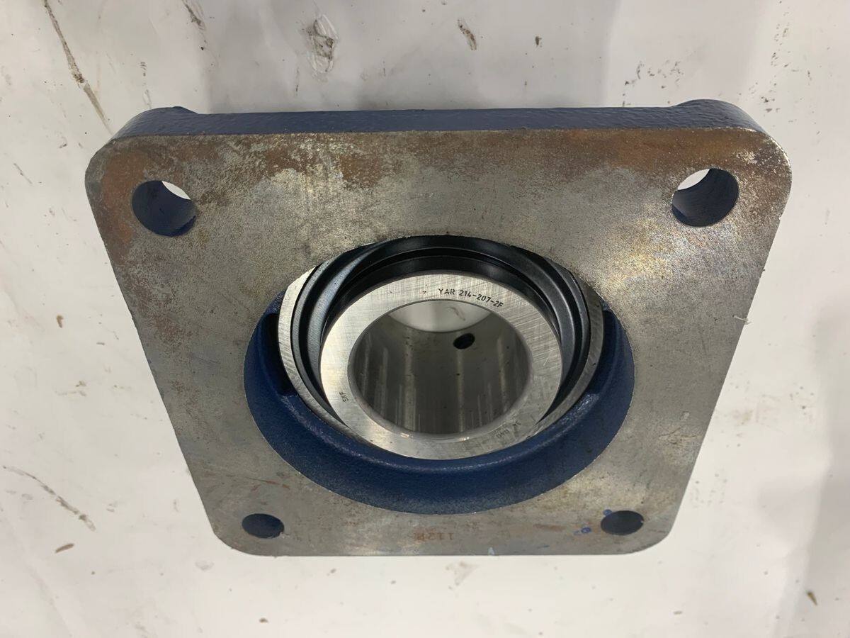 1 NEW SKF F4BM 207-TF 4 BOLT FLANGE BEARING NIB ***MAKE OFFER***