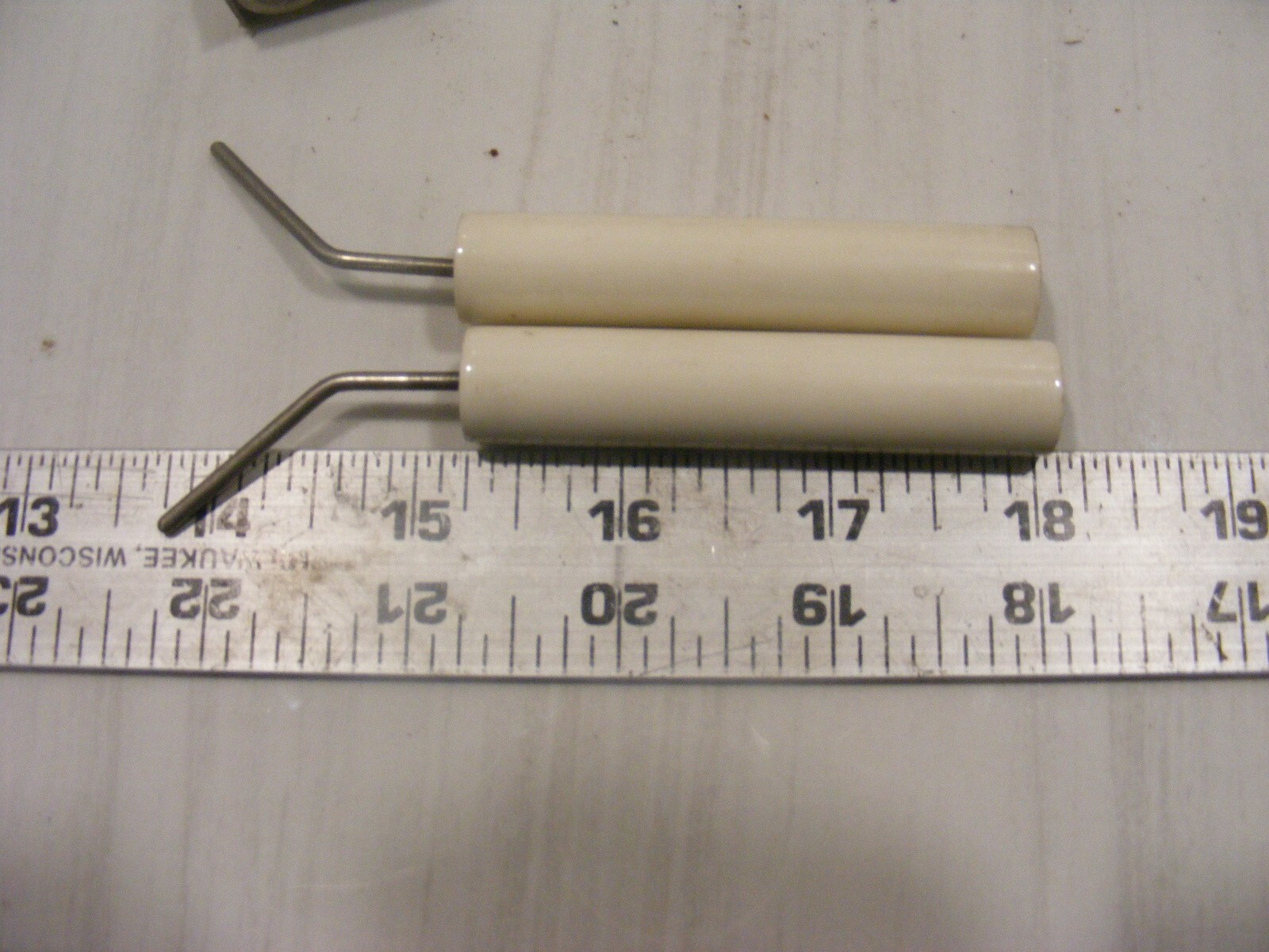 Westwood OIL BURNER IGNITER ELECTRODES 2 3/4″Long x 1/2″ dia Lot of 2 482