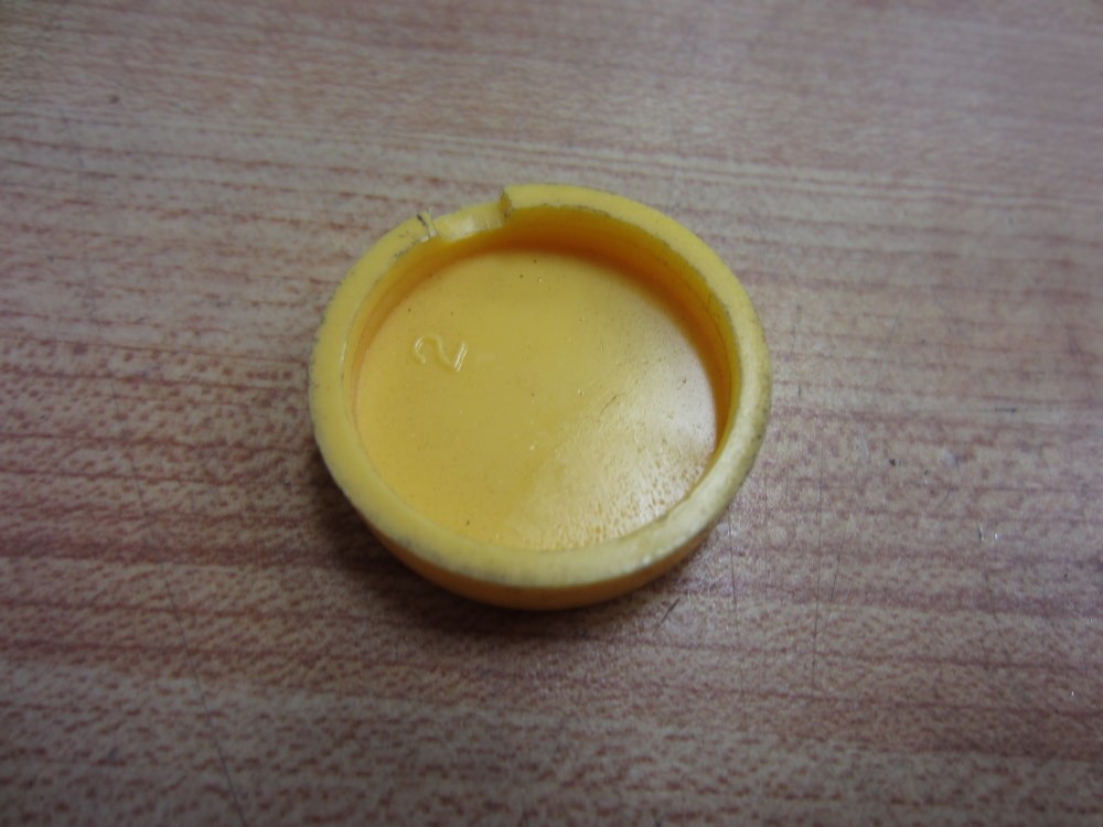 General Electric CR104PXM01Y Pack Of 13 Yellow Caps