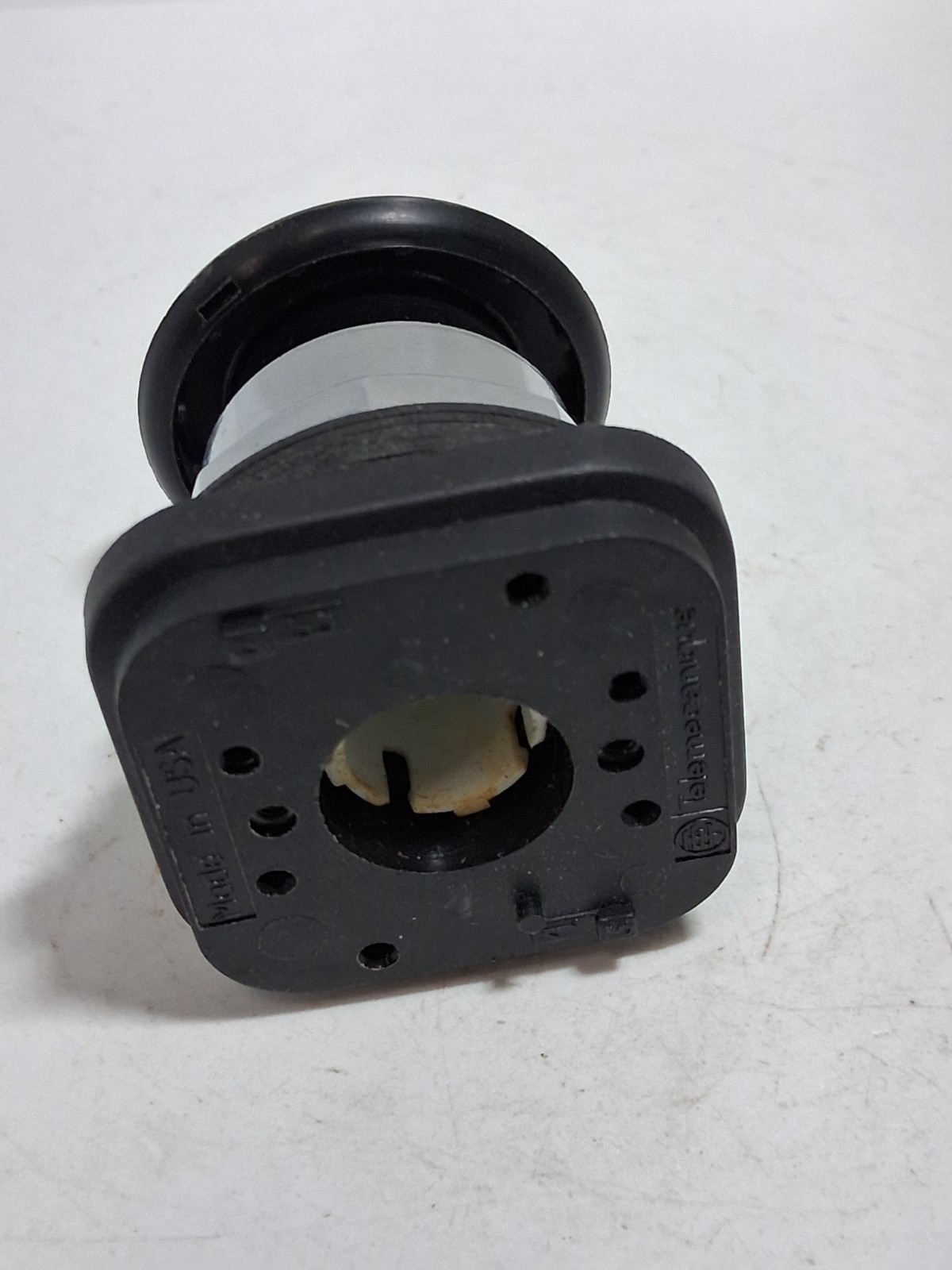 TELEMECANIQUE ZB3BC2 PUSHBUTTON OPERATOR BLACK MUSHROOM NNB