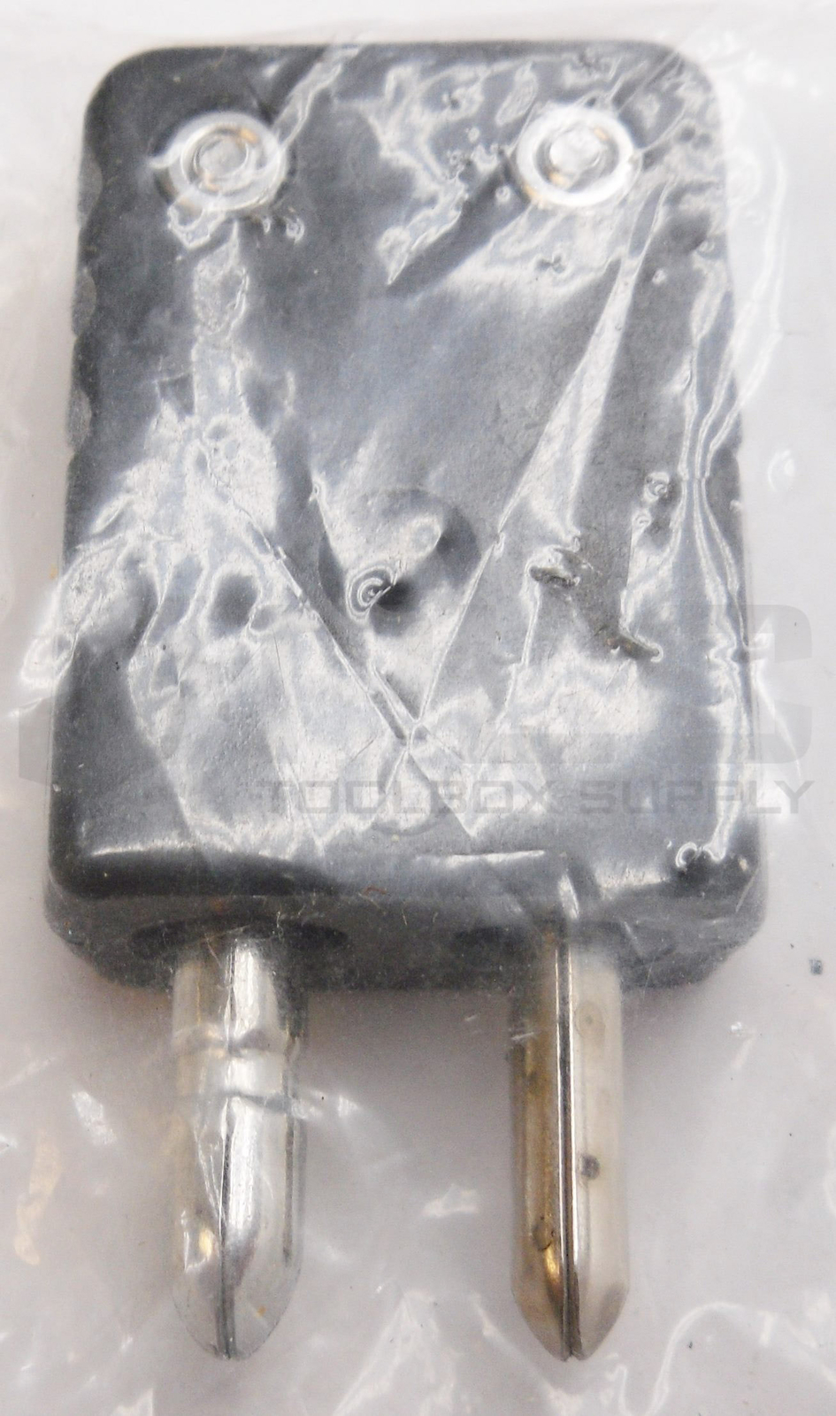 LOT OF 8 NEW MARLIN 3869K23 THERMOCOUPLE CONNECTOR TYPE J ROUND MALE 2-PIN