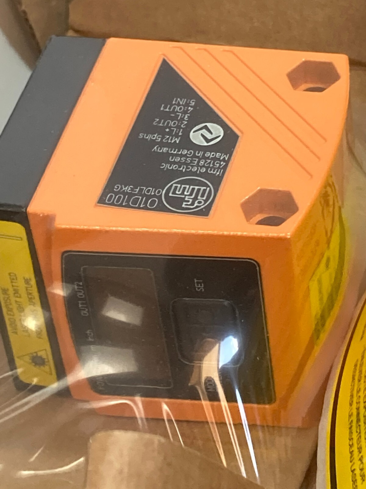 IFM O1DLF3KG/IO-LINK (O1D100) PHOTOELECTRIC SENSOR 18-30VDC R.0.2-10M NIB
