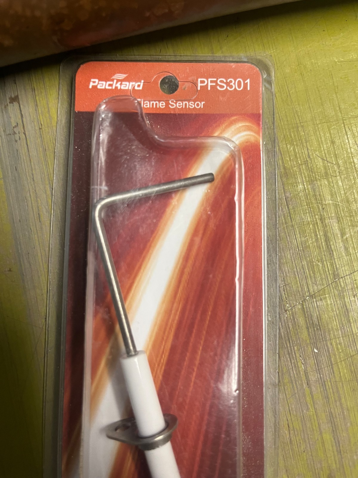Packard PFS301 1/4 Male Quick Connection Flame Sensor with Ceramic Insulator