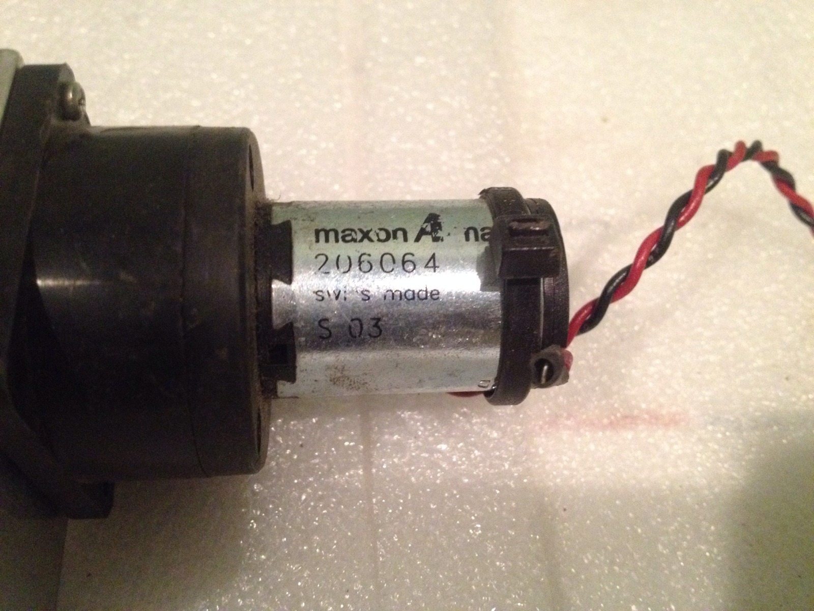 WARRANTY MAXON MOTOR ENCODER 206064 S 03 SWISS MADE WITH BRACKET