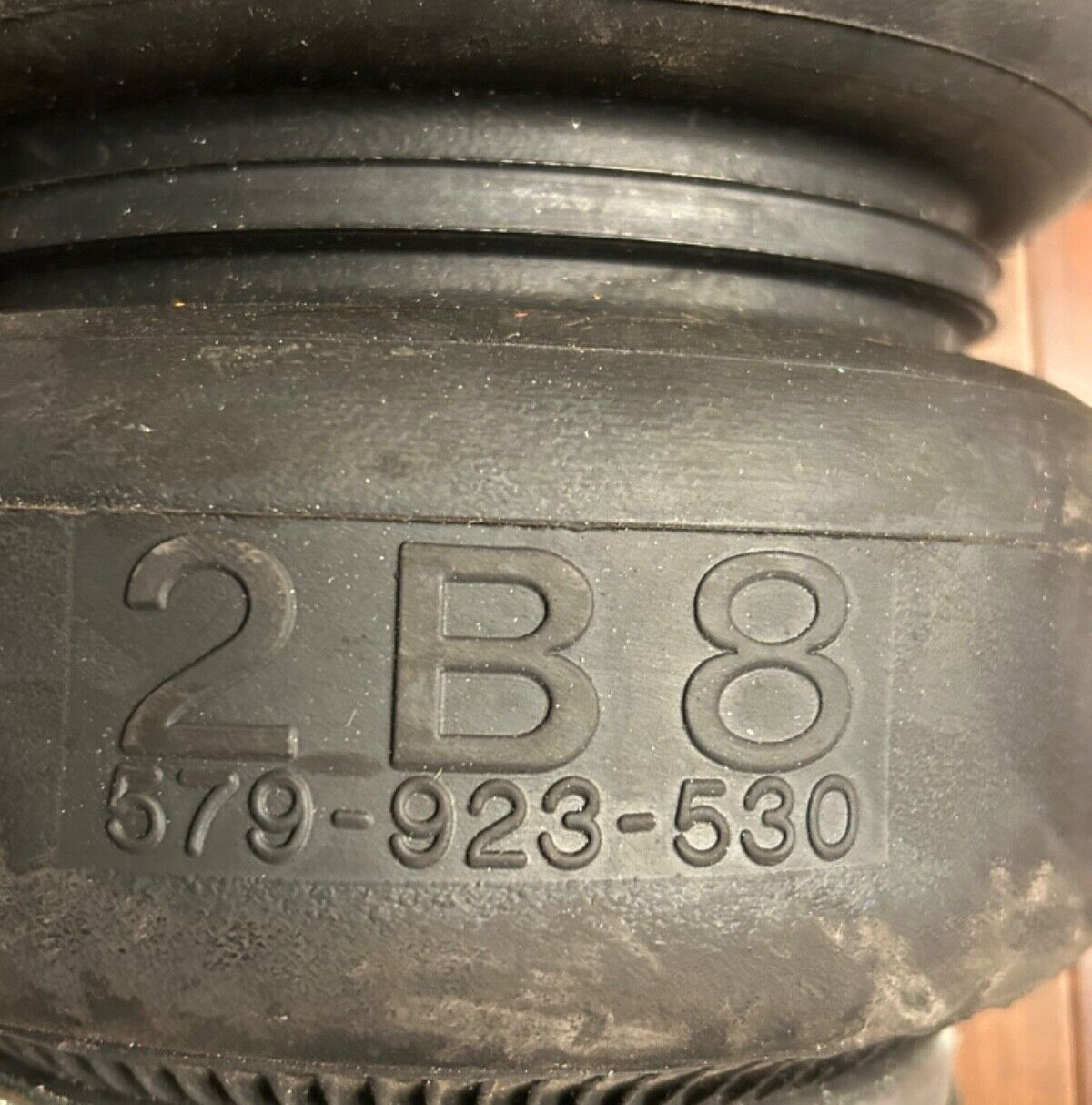 Goodyear 579-923-530 Air Spring 2B8, NEW