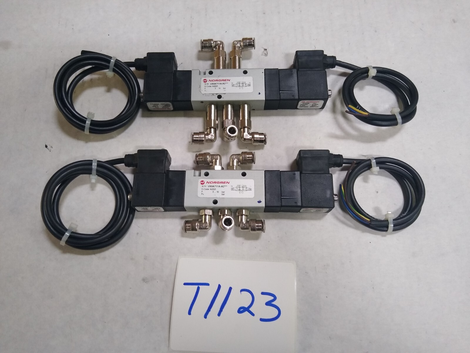 NORGREN V60A711A-A2 DOUBLE SOLENOID VALVE WITH 5 STAINLESS STEEL OUTLETS