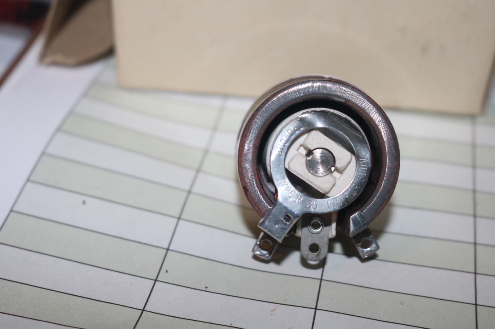 NOS TRU OHM ceramic insulated potentiometer type R-25 2500 OHM 25 W 10 Amp