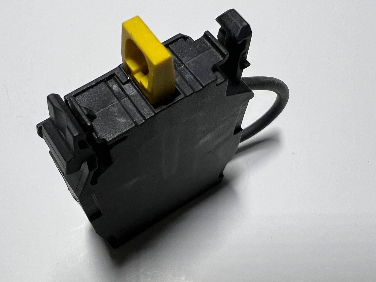 Siemens 3SU1400-1AA10-3HA0 Contact Module