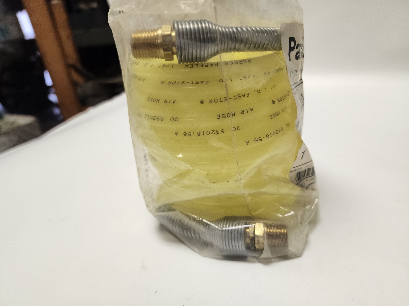 Parker Parflex A0412-MC4-ML4 Nylon FS / Male Rig & Swivel Fitting