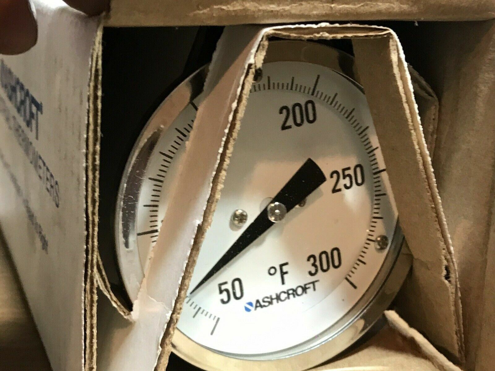 Ashcroft 30EI60R-040-50-300 10255258-11 3” Bimetal Thermometer 50-300 F 4” Stem
