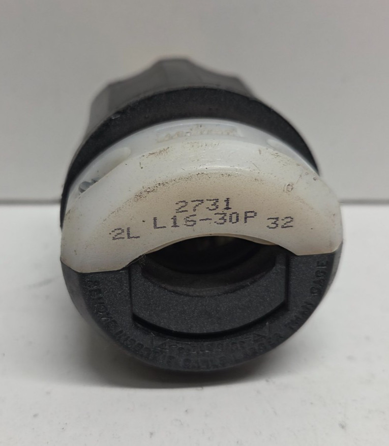 LEVITON 30A 460V 3P 4W LOCKING PLUG 2731