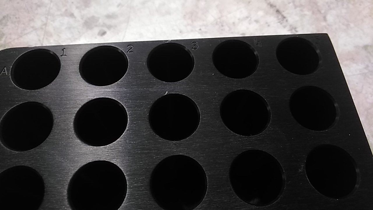 Glas-Col R34 563 15 or 16mm Vial 20 Hole Heater Block