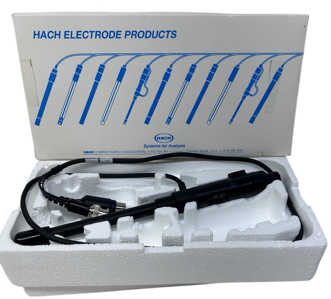 HACH ELECTRODE PRODUCTS 48600 HACH ONE COMBINATION pH Electrode WITH TEMPERATURE