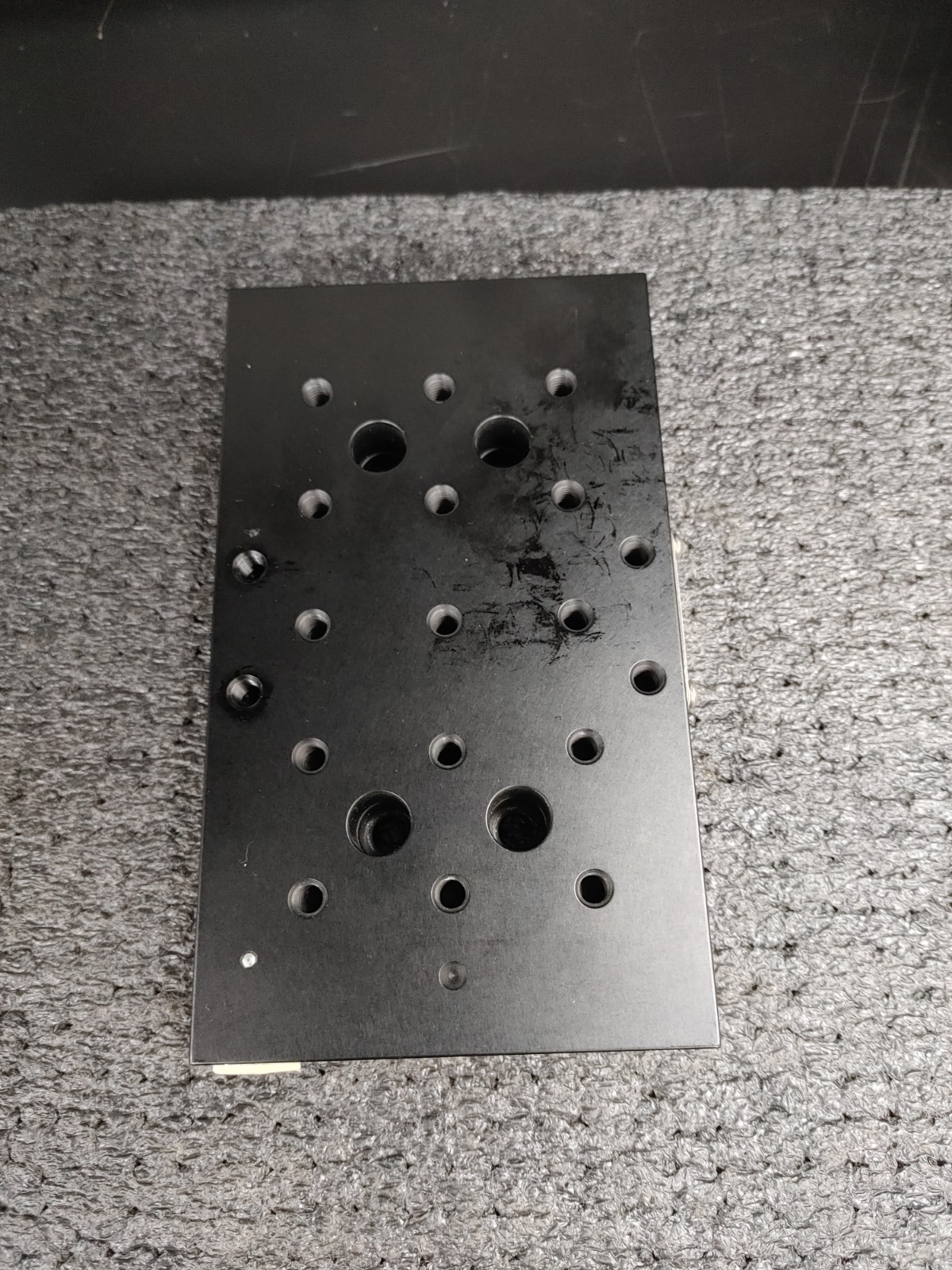 NEWPORT M-436 Series 50.8 mm Travel Crossed-Roller Bearings Manual Linear Stage