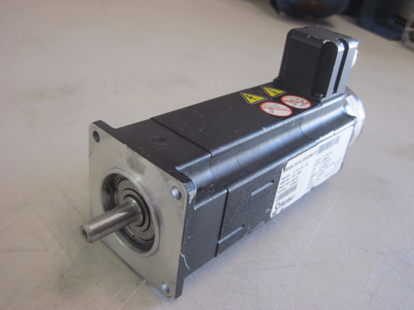 100% WARRANTY Staubli D 221 341 00 Servo Motor & Matrix 1EB012-10 Resolver