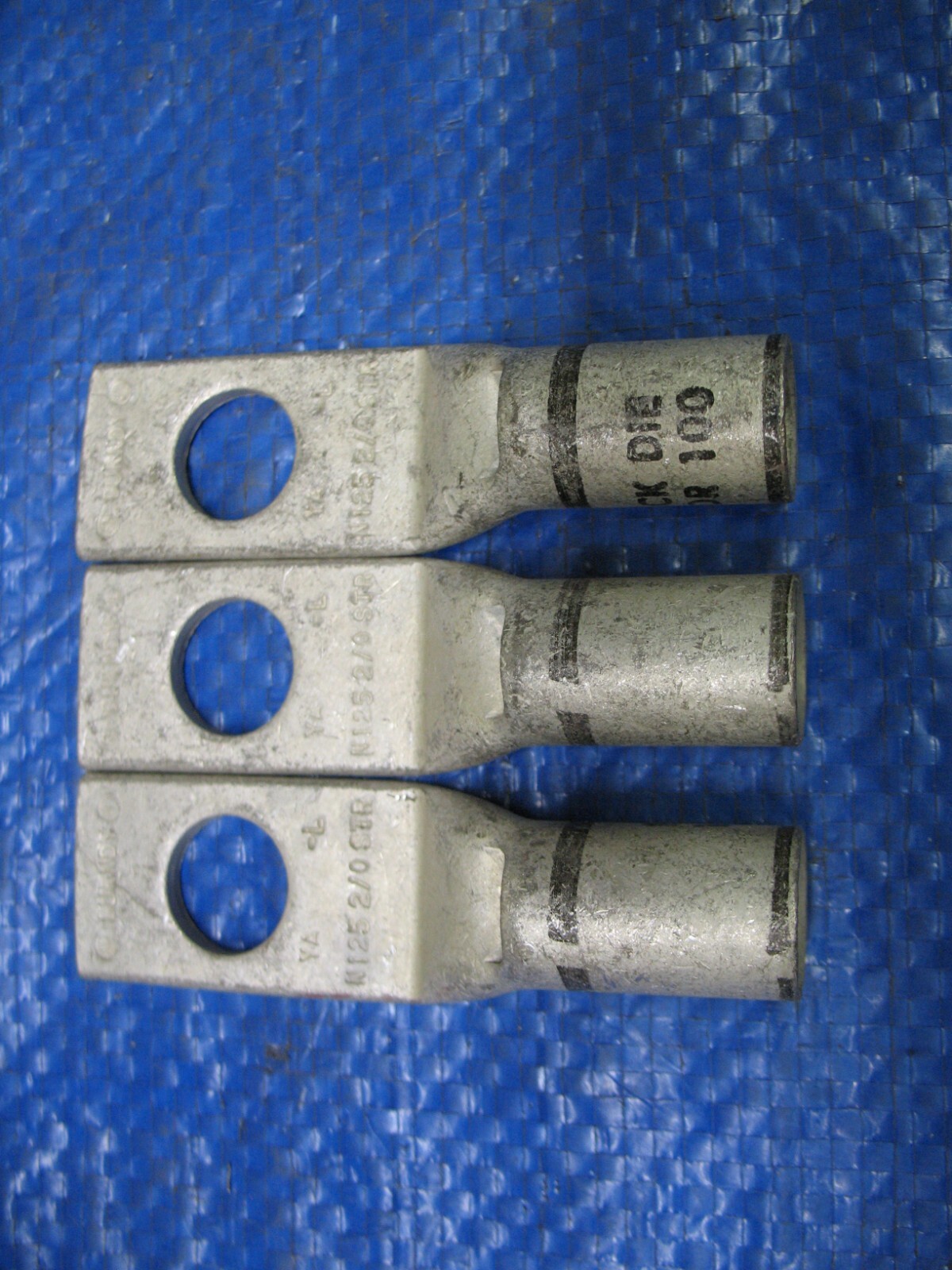 Lot of 3 BURNDY LUGS YA-L N125-2/0-STR
