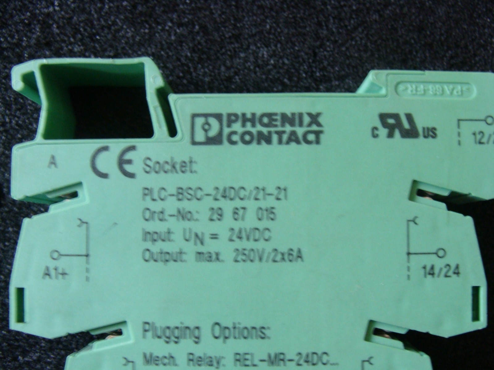 Phoenix Contact Socket PLC-BSC-24 DC/21-21, 2961192, 2967015. Made in Germany