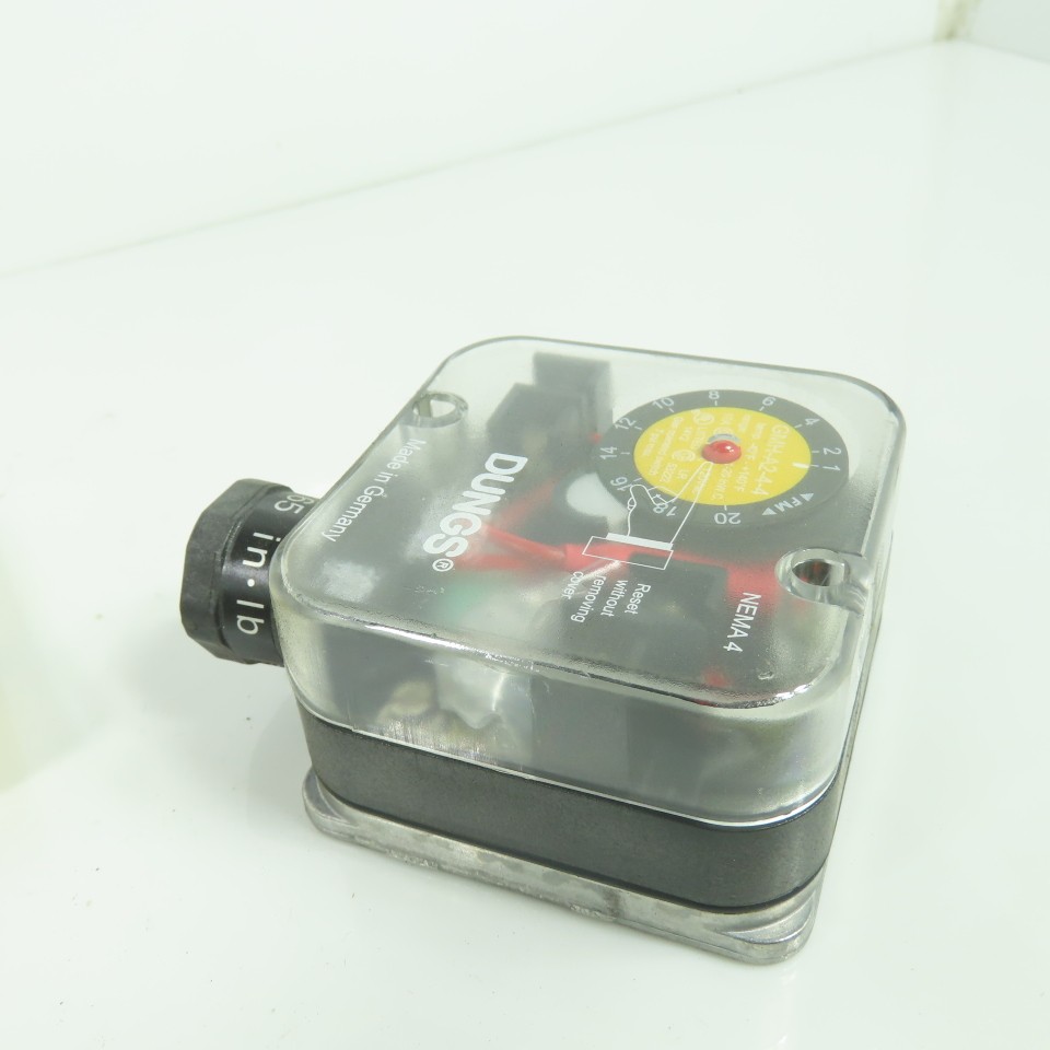 Dungs 217-323A Gas Pressure Switch 1-20″ WC 10A 120VAC
