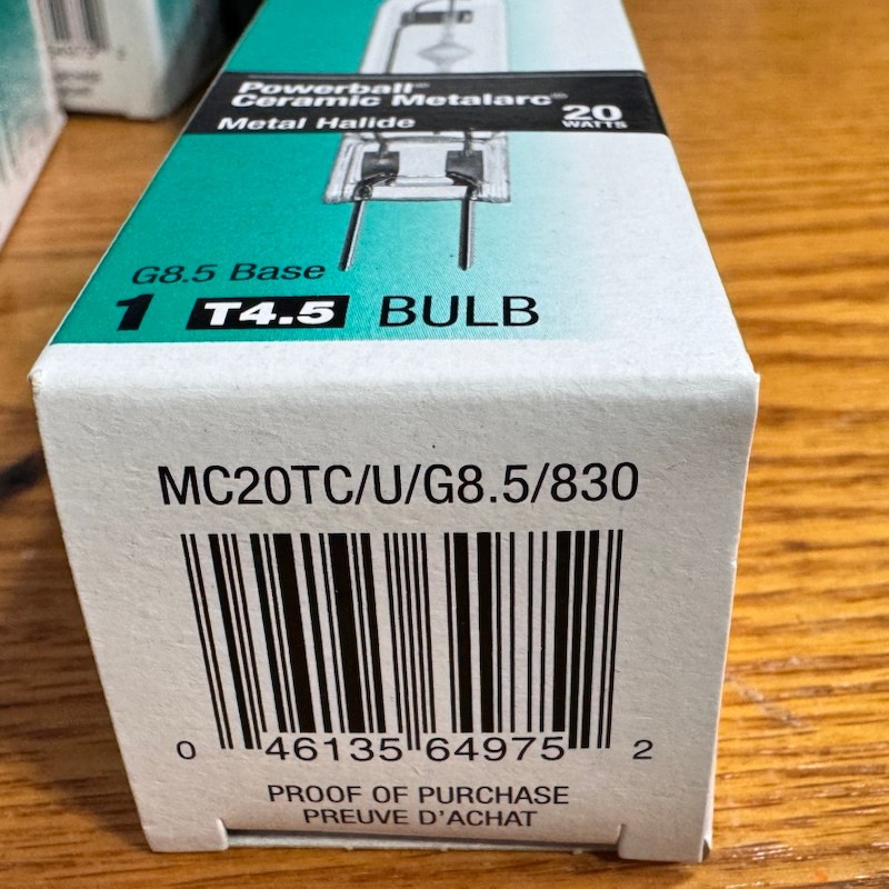 LOT OF 10 NEW Sylvania MC20TC/U/G8.5/830 20W Ceramic Metal Halide Lamp NEW
