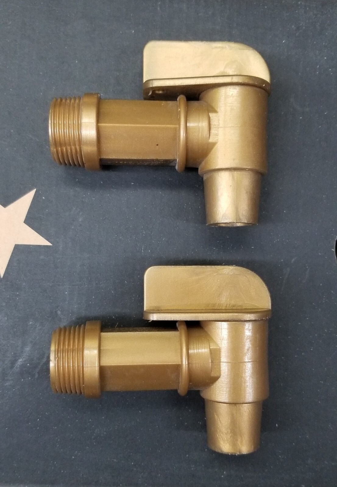 RIEKE FLOW-RITE Chemical Resistant 3/4″ Drum Barrel Faucet Spigot – (Lot of 2)