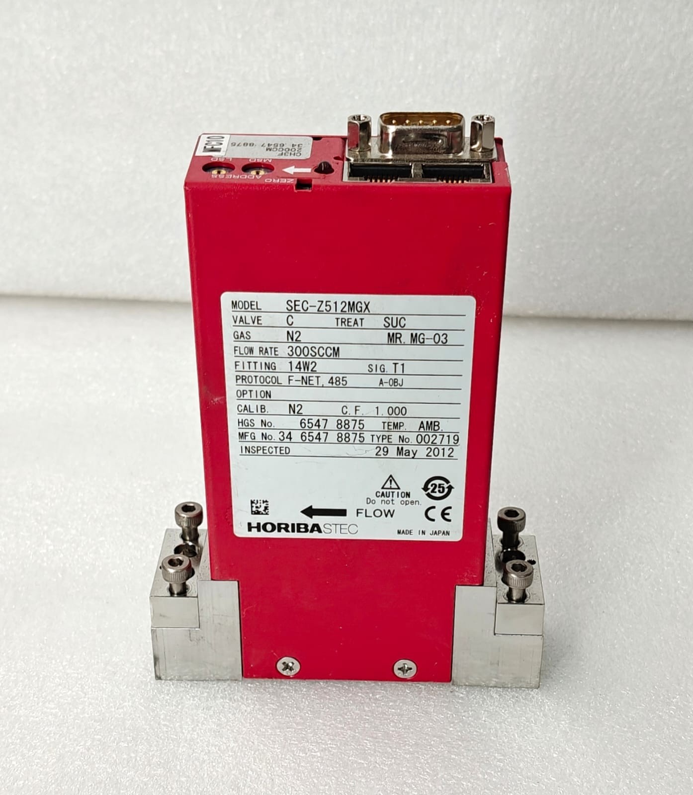 HORIBASTEC SEC-Z512MGX 300SCCM N2 VALVE C MR. MG -03 MASS FLOW CONTROLLER