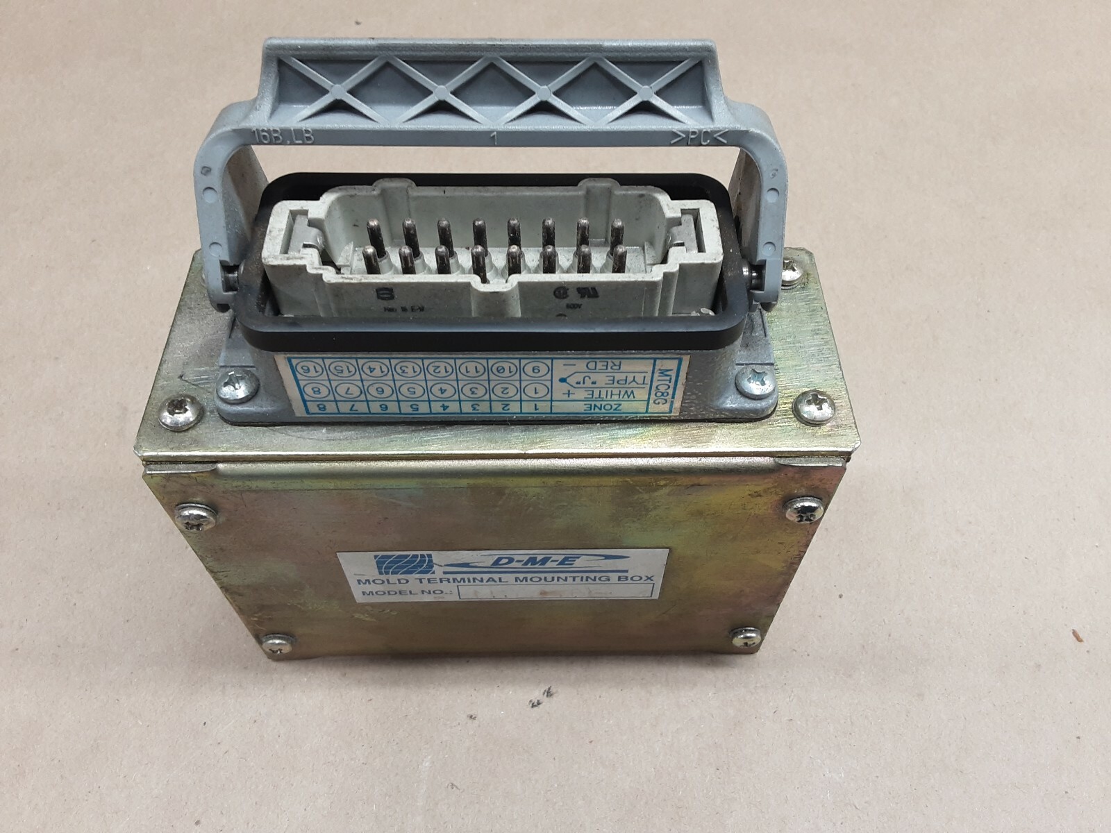 D-M-E MOLD TERMINAL MOUNTING BOX HAN 16 E-N #13H39