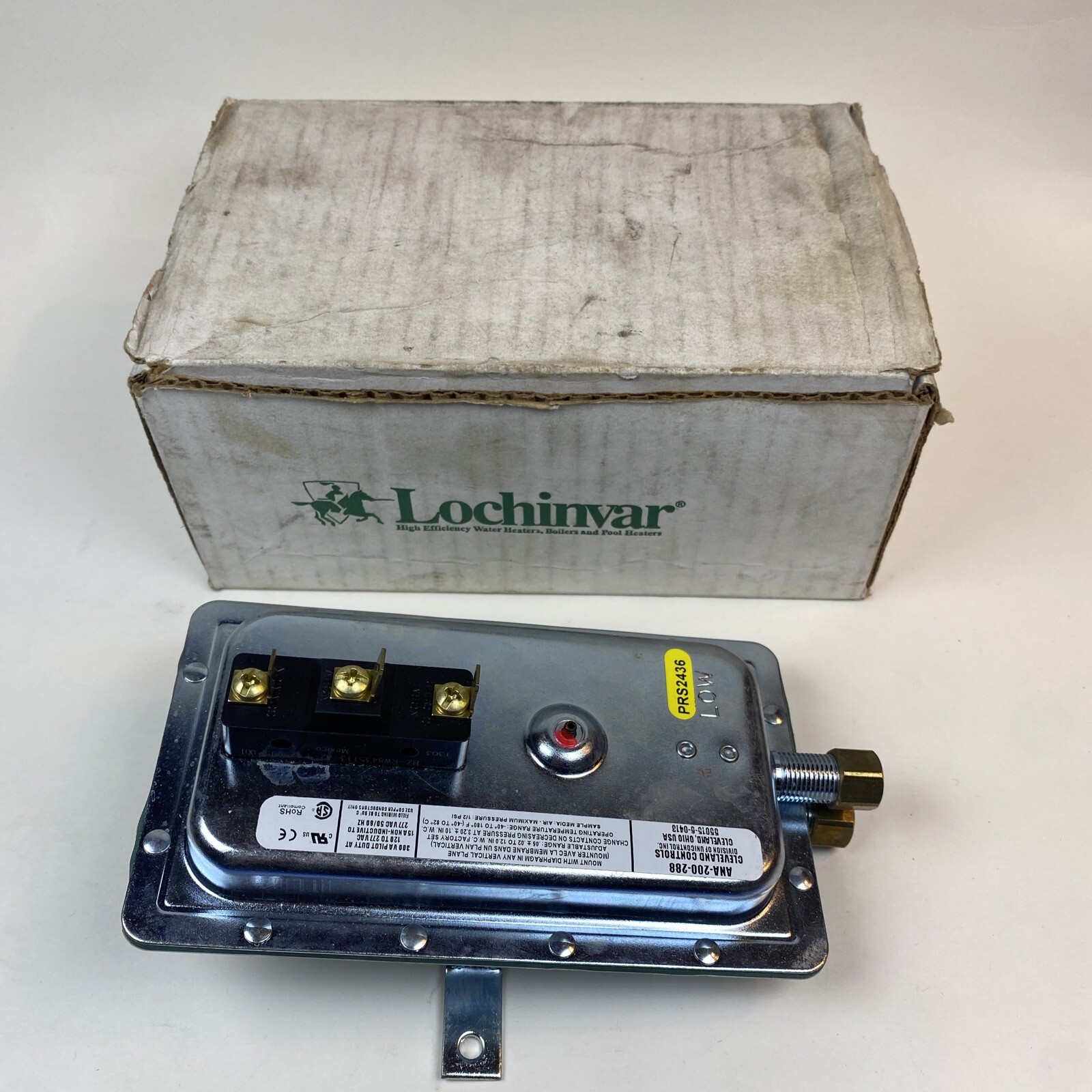 Lochinvar PRS2436 SWITCH, LOW AIR, F9, 1002 – NAT – F9 New Old Stock