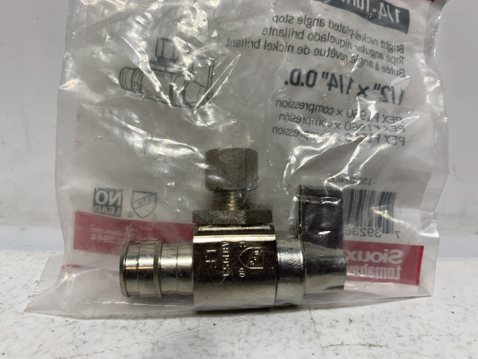 Sioux Chief 130-G2W0C 1/2″ x 1/4″ OD PEX Angle Supply Stop