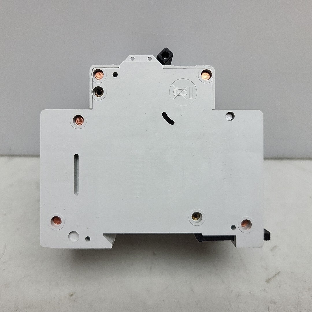 Eaton FAZ-C63/3 Moeller Miniature Circuit Breaker 63A Amp 15kA 3Pole 278879 New