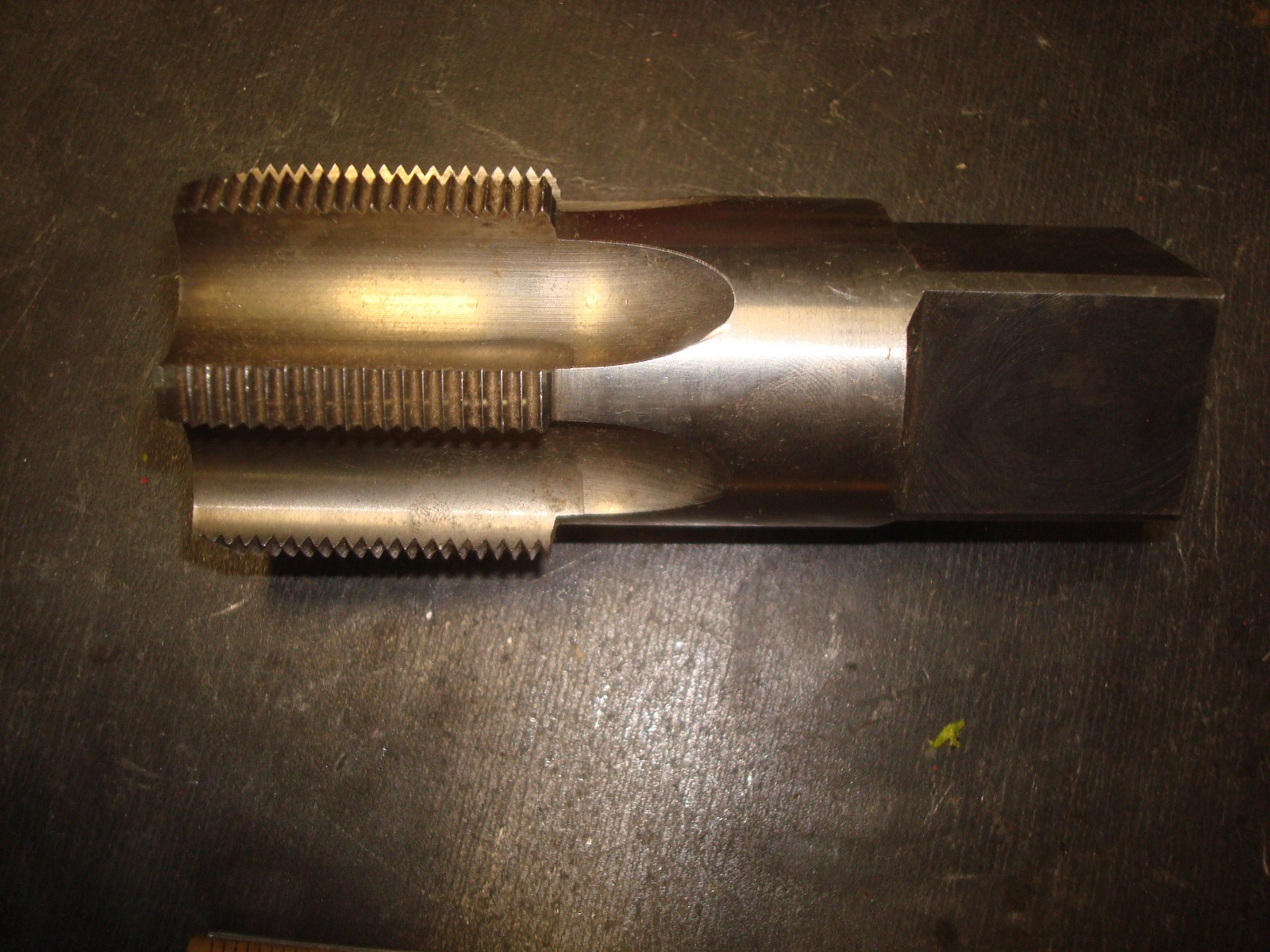 Nice! 2-12 NS Detroit Tap 1-1/4″ Shank HSV Free Shipping! USA
