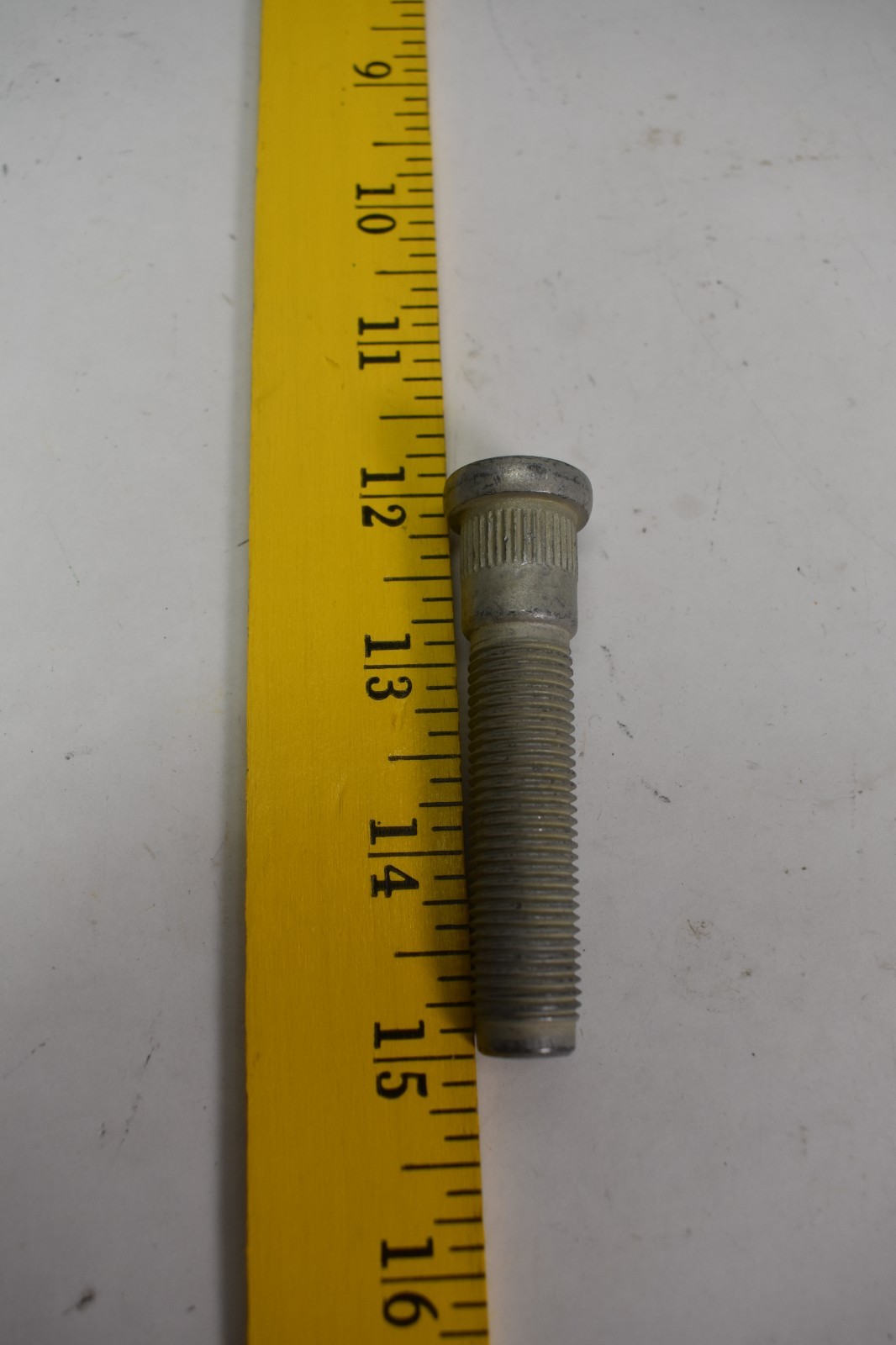 MOPAR Genuine CSZM Y261 AB-001 Press in Studs Ships Lot of 10