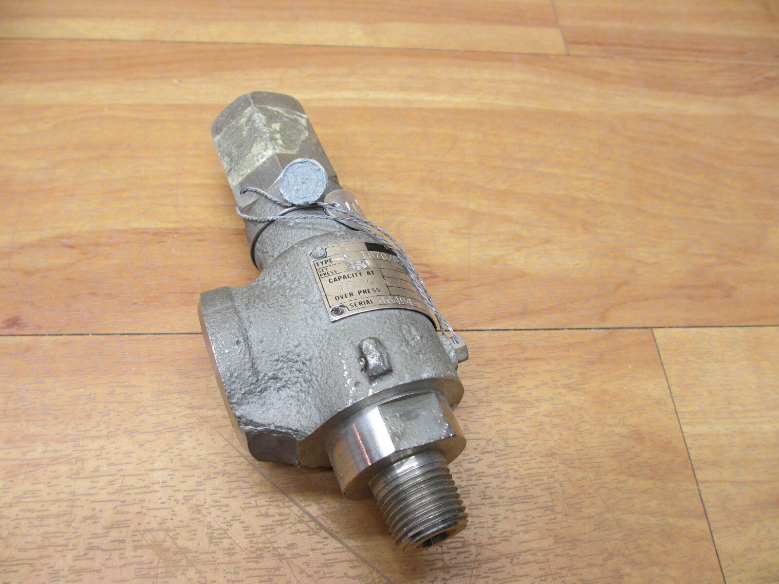 Teledyne Farris 1870/S4 Safety Relief Valve Set 250psig 1/2″x1″ 18.6gpm Water