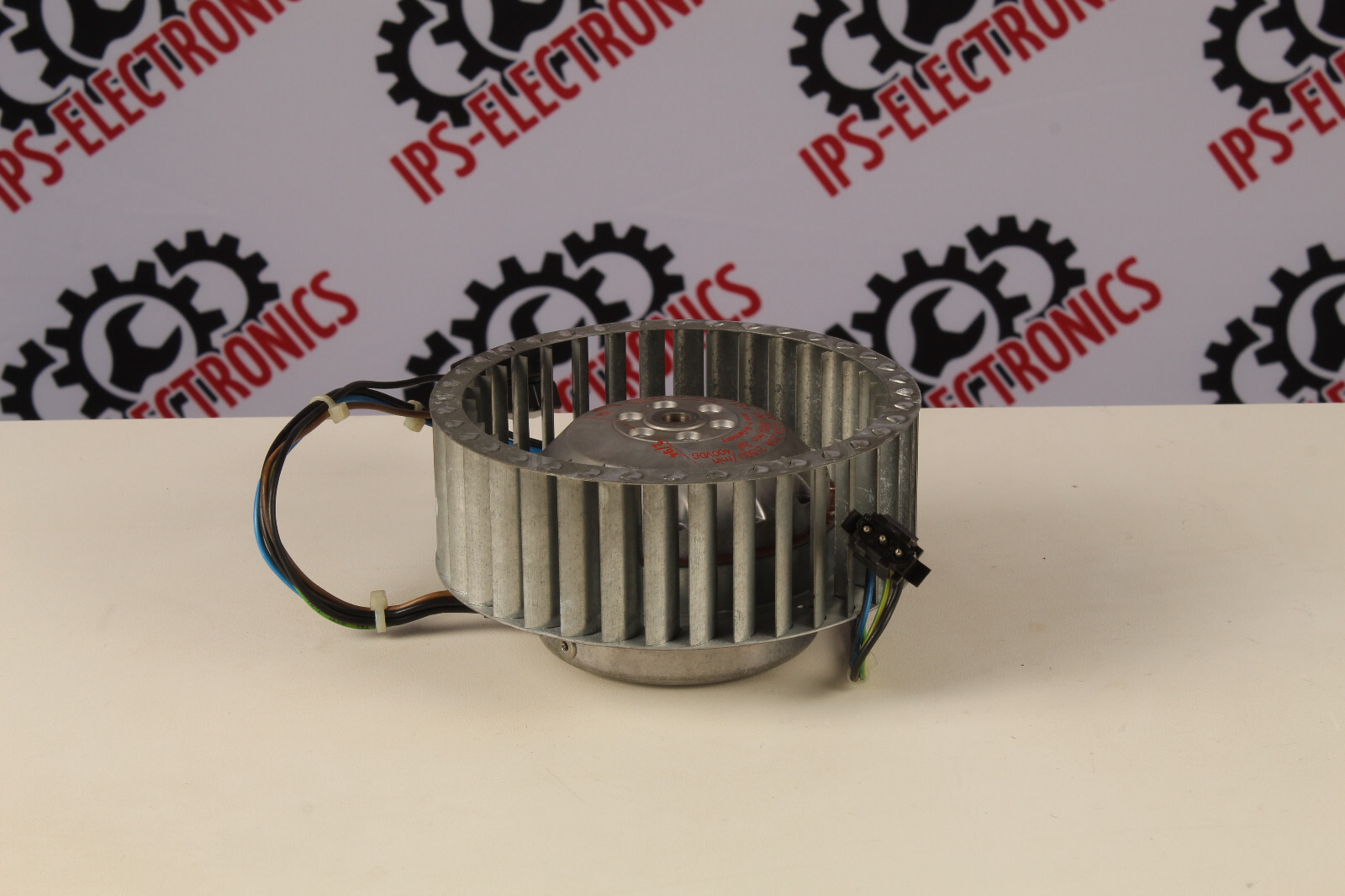 EBM R2E133-AE07-11 (M2E068-BF) (fan) – 6 months warranty
