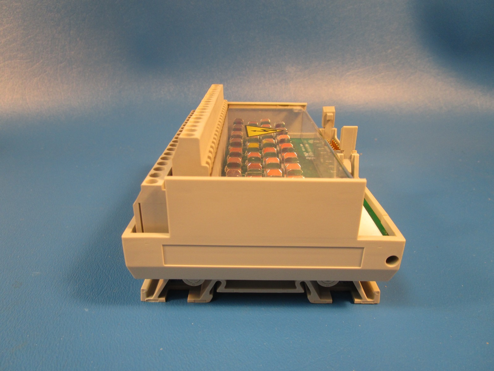 ALLEN BRADLEY 1492-IFM20F-F120-2, Digital Module with Fixed Terminal Block